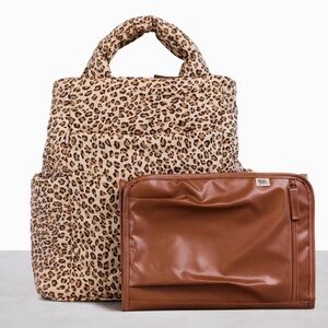 NWT BEIS backpack tote in Wild Child